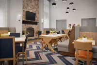 Hampton Inn & Suites Williston - Park Yeri