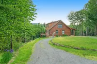 Private Franconia Log Cabin