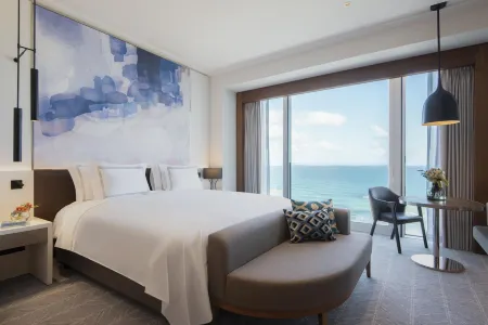 The David Kempinski Tel-Aviv Отели рядом с достопримечательностью «Площадь Ицхака Рабина»