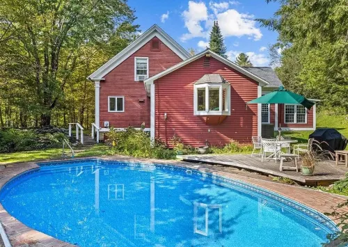 Private Gated Pool and Scenic Surroundings - Charming Spacious Retreat