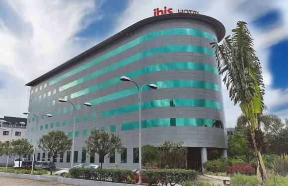 宜必思塔那那利佛安克龍德納諾酒店