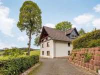Vacation Home with Garden in Beautiful Sauerland Hôtels à proximité de : Kapelle Wirme
