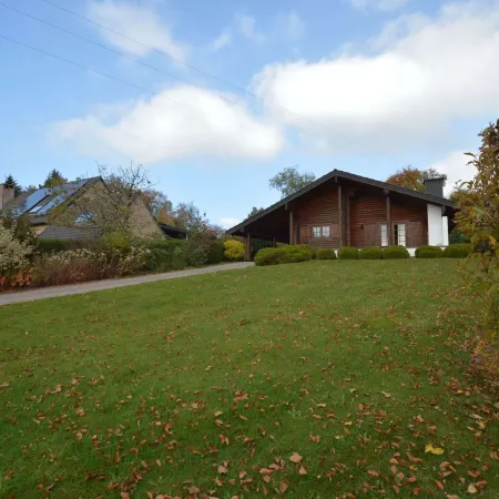 Stavelot Chalet with Garden