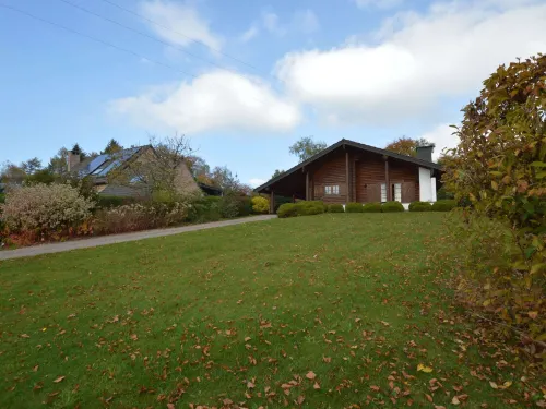 Stavelot Chalet with Garden