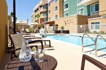 TownePlace Suites Fort Walton Beach-Eglin AFB Отели в г. Shalimar