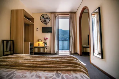 Darsena di Riva Grande Hotels near Villa Passalacqua