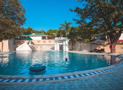 Tuskers Hill by Poppys Anaikatti