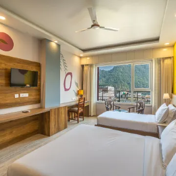 Moustache Rishikesh Luxuria - Hostel