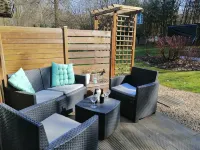 Nice Chalet by the Woods in Saint-Léger - spa