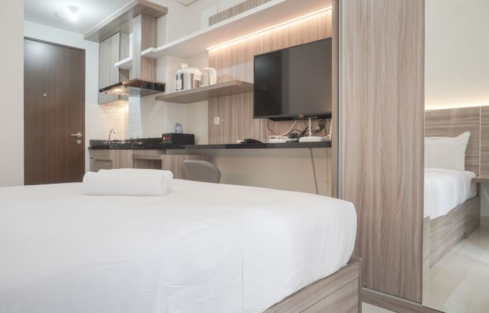 Nice Studio at 11Th Floor Transpark Cibubur Apartment