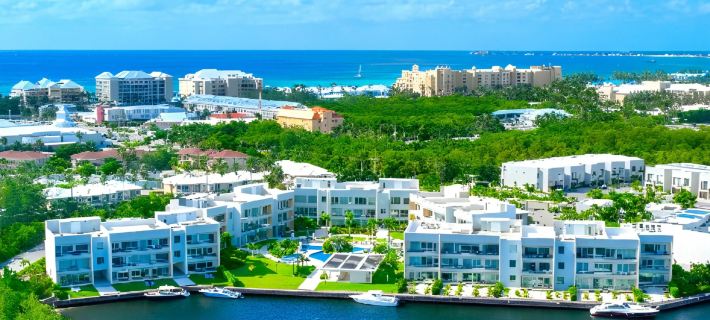 Cayman Luxury Rentals at One Canal Point Hotels in Grand Cayman