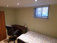 McMaster Accommodations - 2-Star