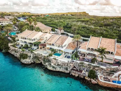 Curacao Luxury Holiday Rentals Hotels near Sunscape Beach