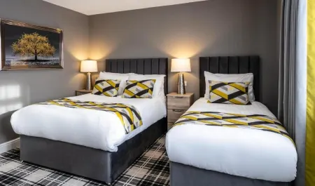 Roydon Marina Village Hotel Отели рядом с достопримечательностью «Парк Харлоу Таун»