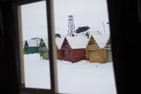 Svalbard Hotell | Lodge - Bergblick