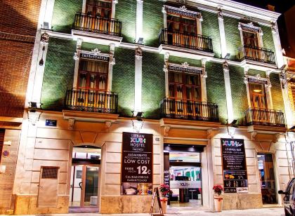 Urban Youth Hostel