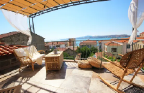 บ้านพักลูนาริอา โรงแรมใน