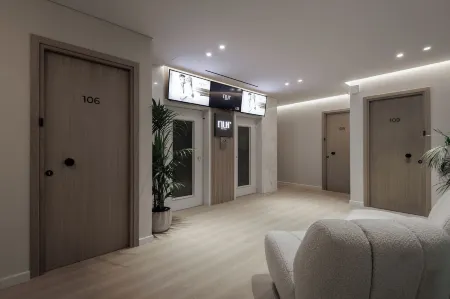 Nur Aparthotel Athens