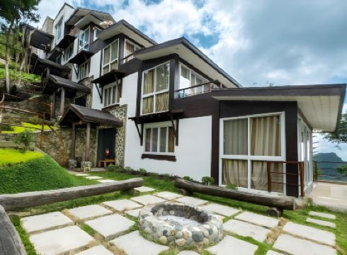 West 35 Eco Mountain Resort