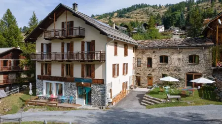 Auberge les 1000 Cols, Anciennement Val D Azur