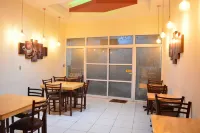 Hotel y restaurante premier - Desayuno