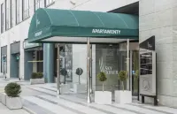 Apartamenty Sky Tower z Jakuzzi Przy Oknie by Bqqk