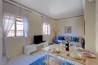 Cosy Maltese Townhouse Roof Terrace and Views