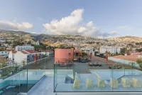 Three House Hotel - con vistas a la montaña