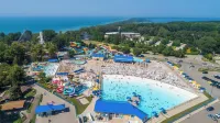 Courtyard Erie Bayfront Hotels in Erie