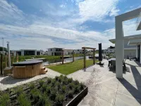 Villa with Spacious Garden and Electric Hot Tub Hotel dekat Eemhof Trout Fishing