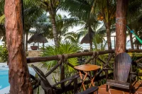 Holbox Dream Beachfront Hotel