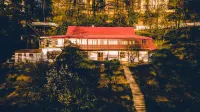 Seclude Shimla, Taraview