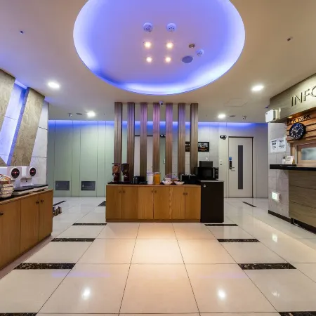 Golden Business Hotel