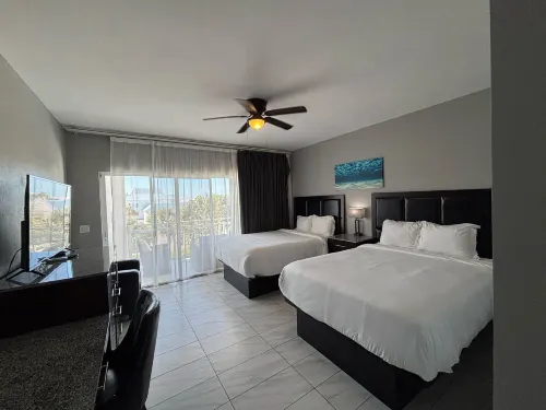 Grace Bay Suites - Beach
