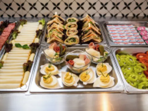 CITY酒店民宿 班斯卡－比斯特里察酒店