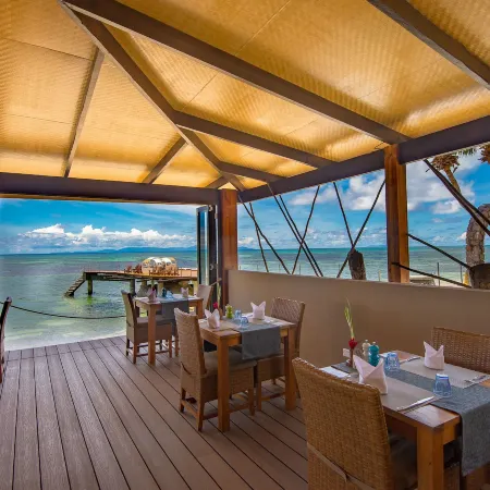 Coco de Mer Hotel and Black Parrot Suites