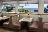Cavalier Oceanfront Resort - breakfast