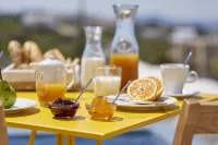 Nova Luxury Suites - Pysäköinti