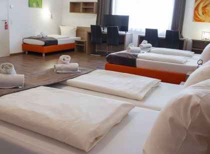 Orange Hotel und Apartments