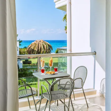 Elinotel Apolamare Hotel