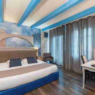 Hôtel ERMITAGE Rooms