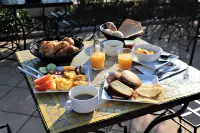 SOWELL Family Hôtel Port Grimaud - Aamiainen