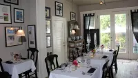 Hope and Glory Inn and Vineyard