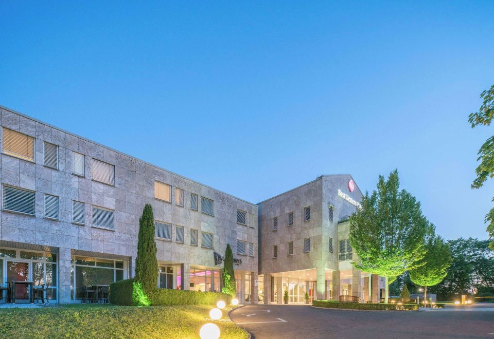 hotel overview picture