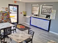 Super 8 by Wyndham Elizabethtown