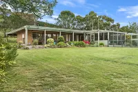 Gisborne Peak Winery Short Term Stays Hotels in Gisborne