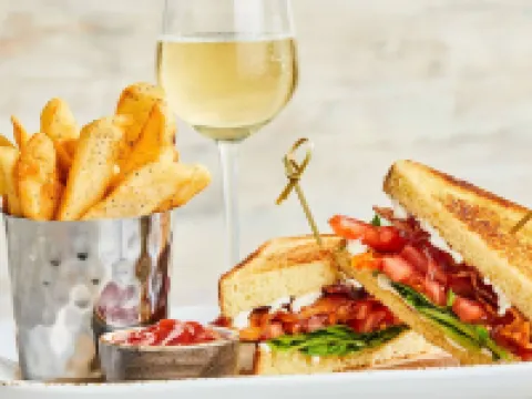 Courtyard New Haven at Yale Hotels in New Haven