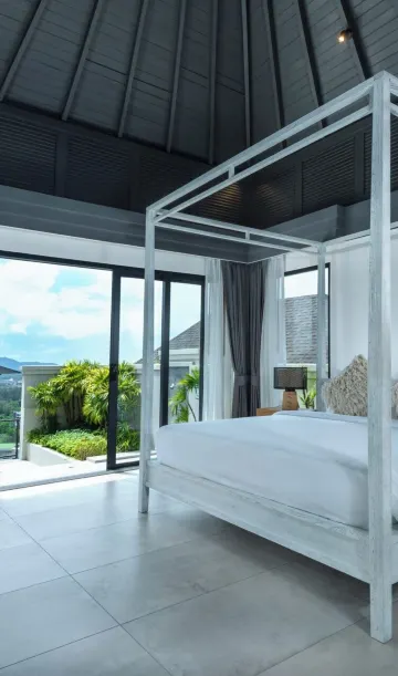 วิลลาแบบสี่ห้องนอนพร้อมสระว่ายน้ำ