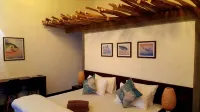 Nolhi Escape Hotels in Dhonakulhi
