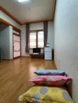 ซันไรส์ เพนชั่น - เพนชั่น